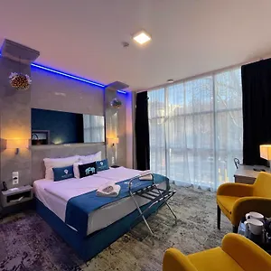 4* Szálloda Smart