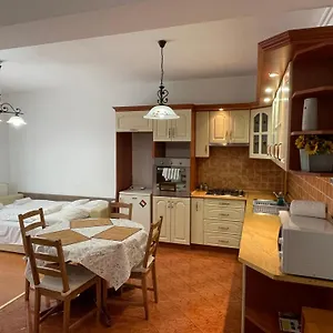  Apartman Zoli Apartmanok-anita Kölcsey 34-36 Magyarország